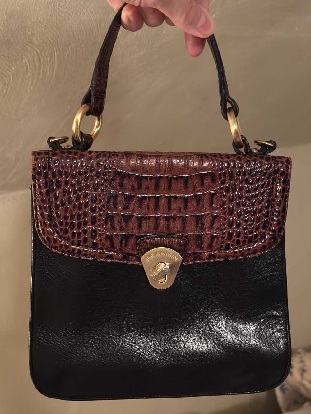 Brahmin Vittoria Rose Vintage Crossbody Bag in Tuscan Pecan and Black GUC